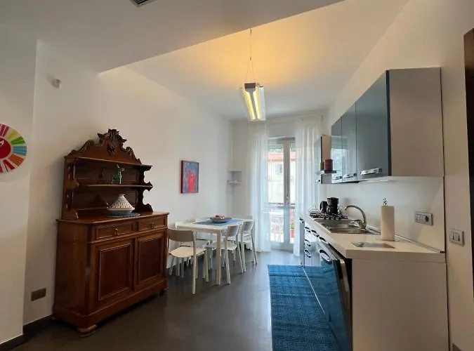 Casa Costanza
